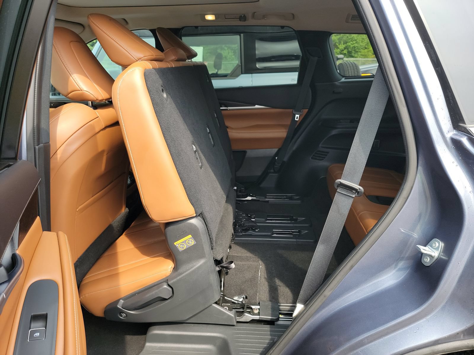 Used 2024 INFINITI QX60 Sensory AWD/4WD image 13