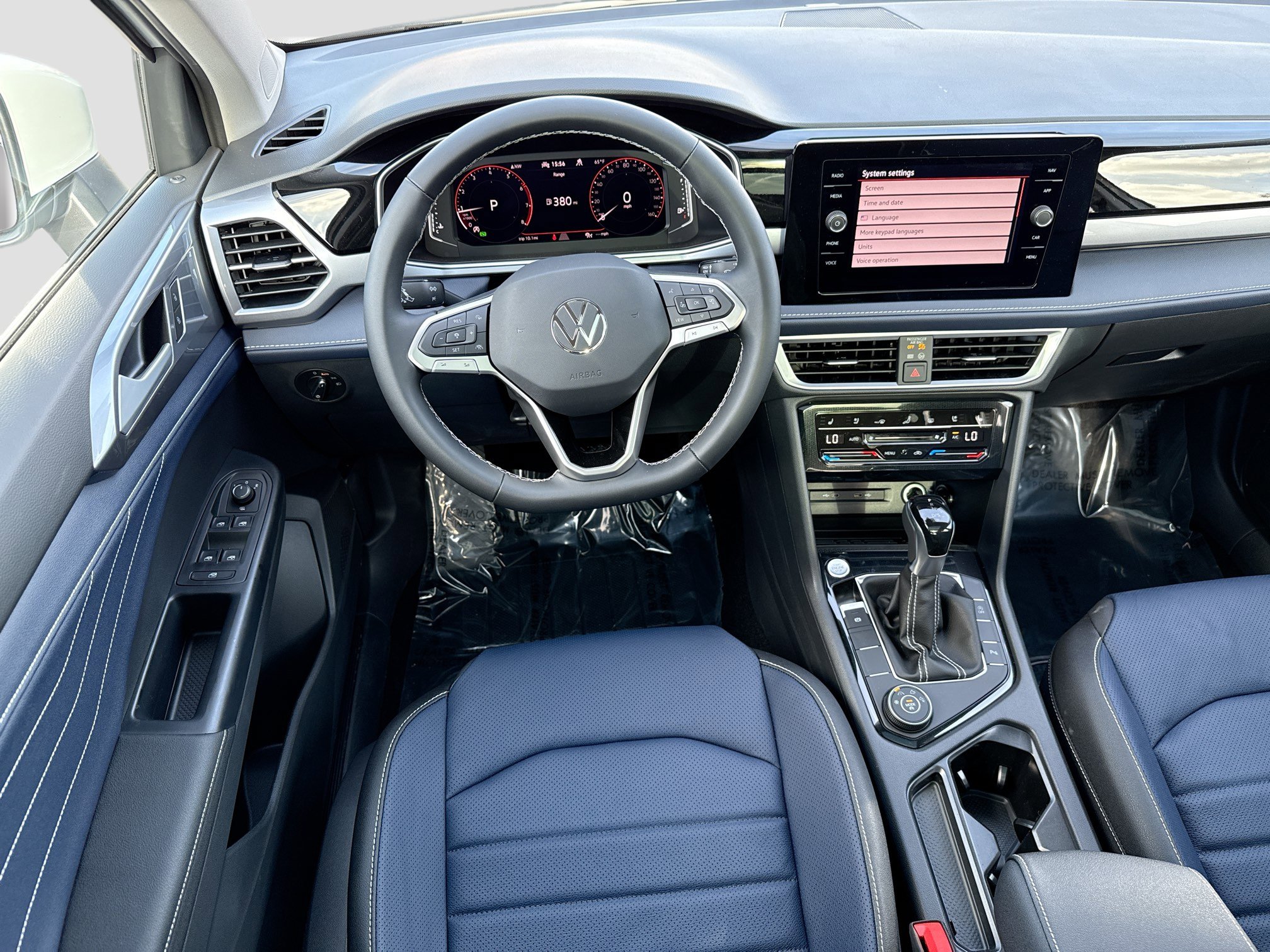 New 2026 Volkswagen Taos SEL AWD/4WD image 16