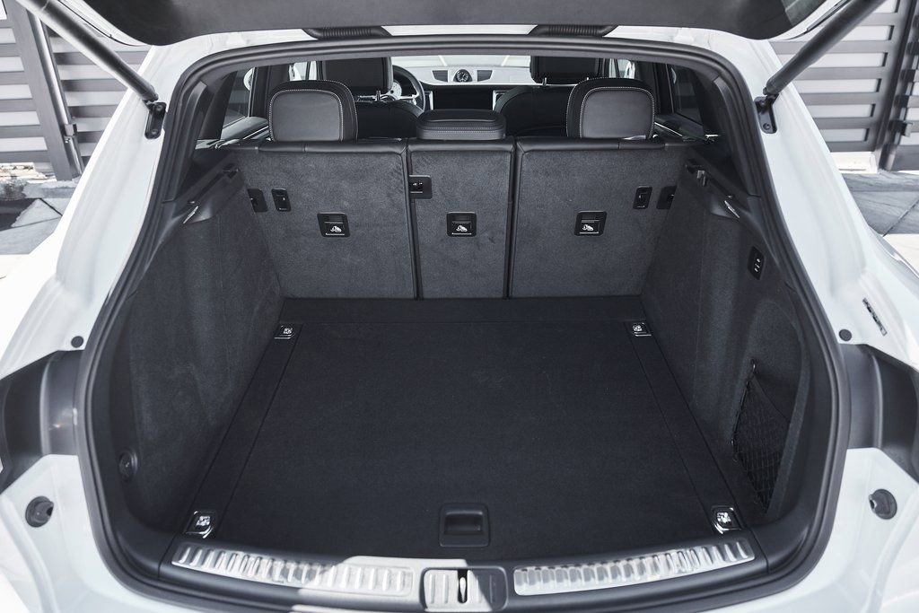 Used 2025 Porsche Macan GTS image 21