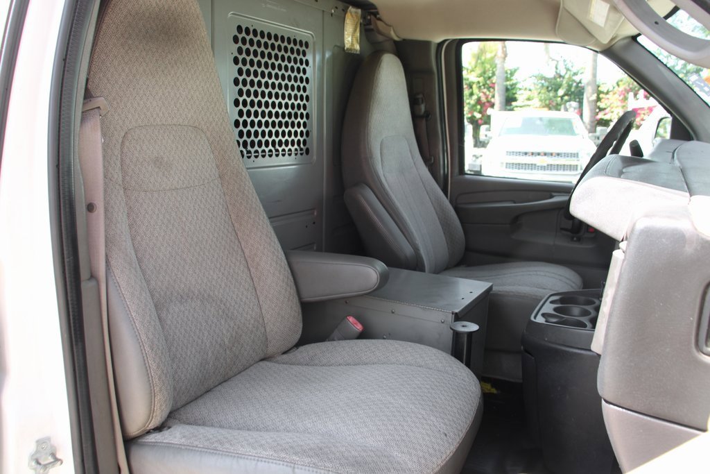 Used 2012 Chevrolet Express 2500 w/ Power Package image 31