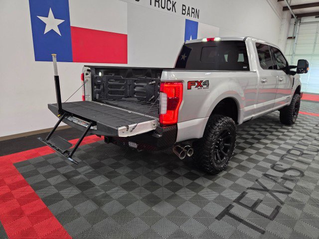 Used 2017 Ford F250 Platinum w/ Platinum Ultimate Package AWD/4WD image 31