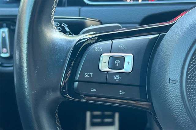 Used 2019 Volkswagen Golf R 4-Door image 28