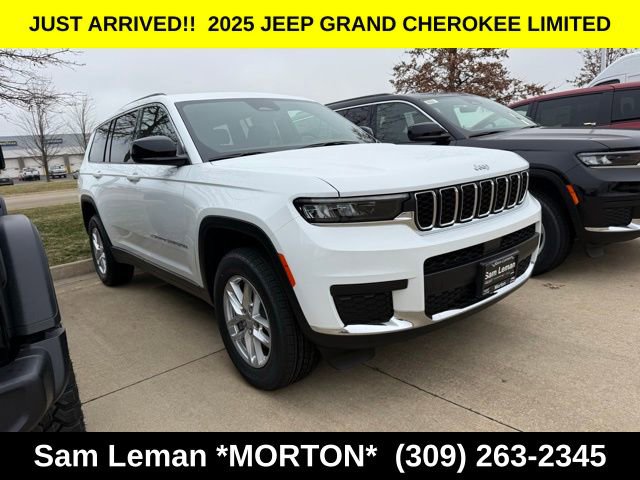 New 2025 Jeep Grand Cherokee L Laredo image 1