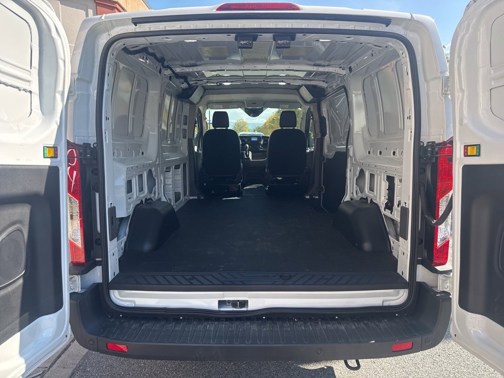 New 2024 Ford Transit 150 Low Roof image 19
