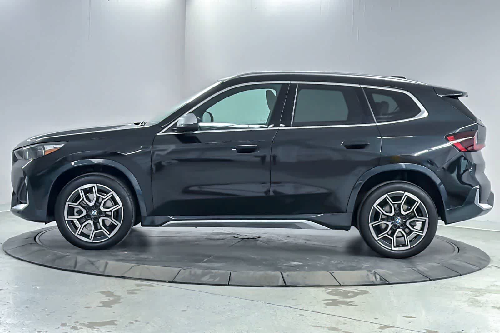 Certified 2024 BMW X1 xDrive28i w/ Convenience Package AWD/4WD image 5