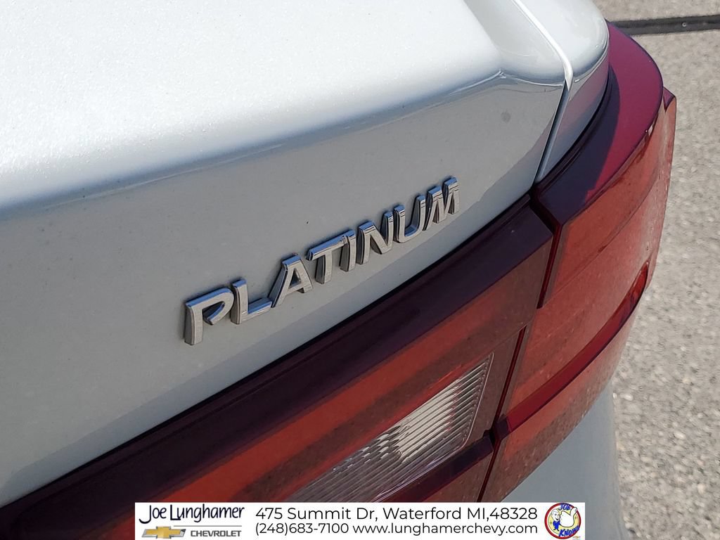 Used 2017 Nissan Maxima Platinum FWD image 35