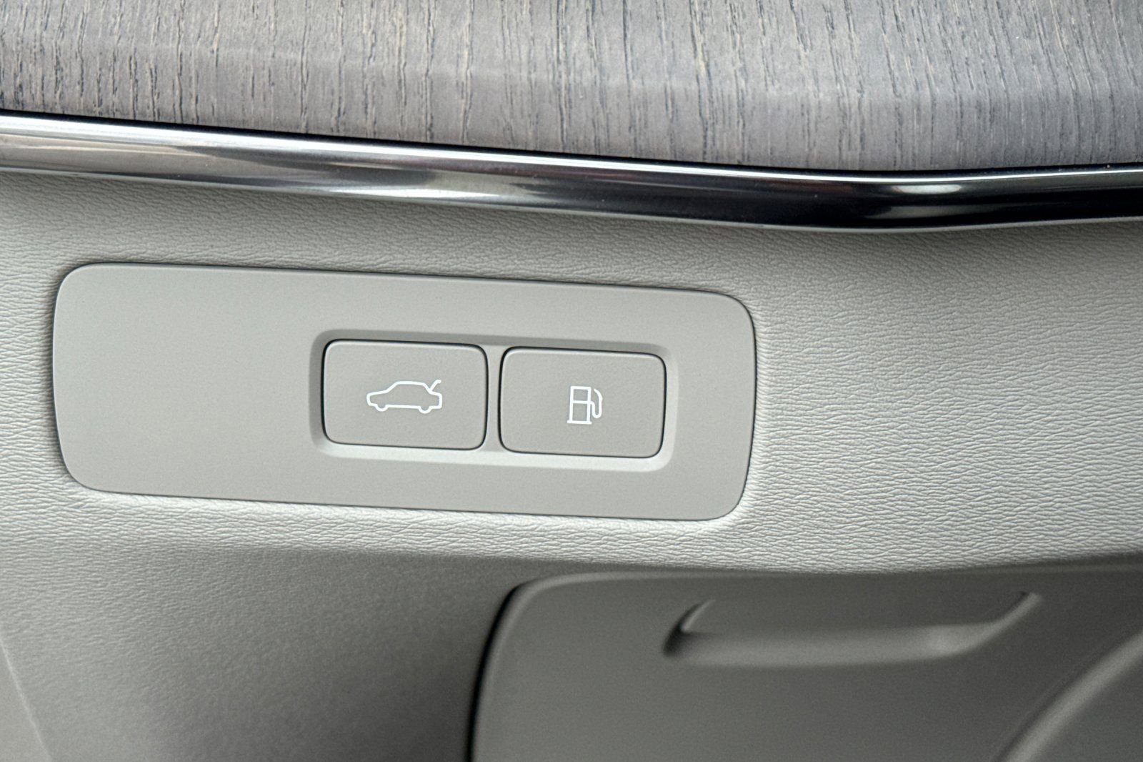 Certified 2026 Volvo XC90 T8 Ultra w/ Lounge Package AWD/4WD image 33