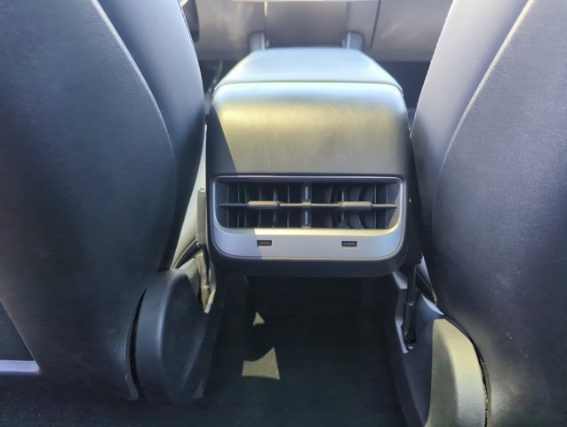 Used 2018 Tesla Model 3 Long Range RWD image 20