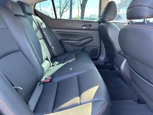 Used 2021 Nissan Altima 2.5 SR w/ SR Premium Package image 11