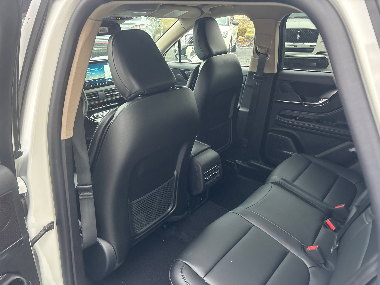 New 2026 Lincoln Corsair Premiere image 27