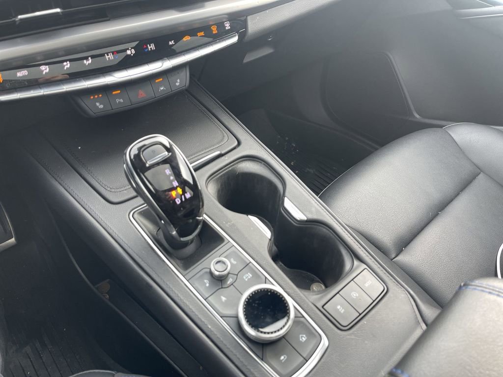 Certified 2024 Cadillac XT4 Sport w/ Cold Weather Package image 22