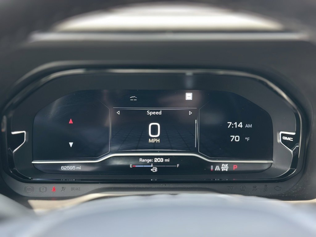 Used 2023 GMC Yukon XL Denali Ultimate image 14