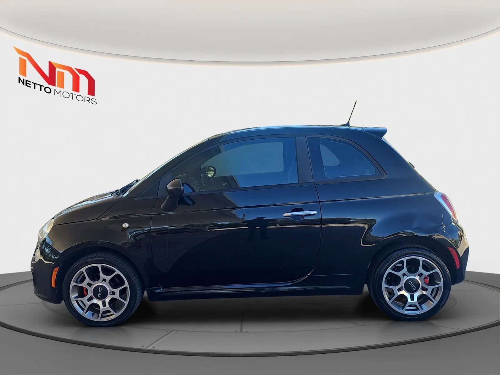 Used 2013 FIAT 500 Sport w/ Beats Audio Pkg image 2