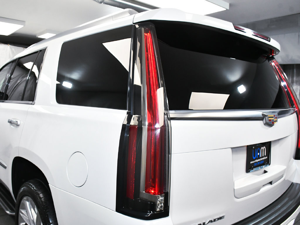 Used 2020 Cadillac Escalade Luxury AWD/4WD image 88