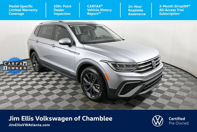 Used 2022 Volkswagen Tiguan SE w/ Panoramic Sunroof Package
