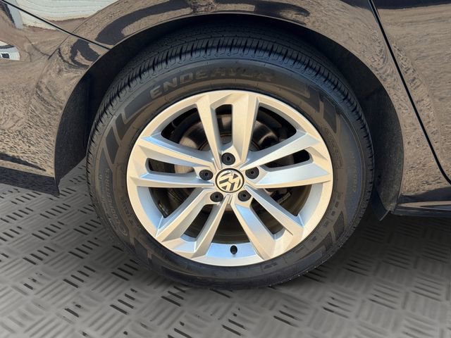 Used 2020 Volkswagen Passat 2.0T SE w/ Sunroof Package image 30