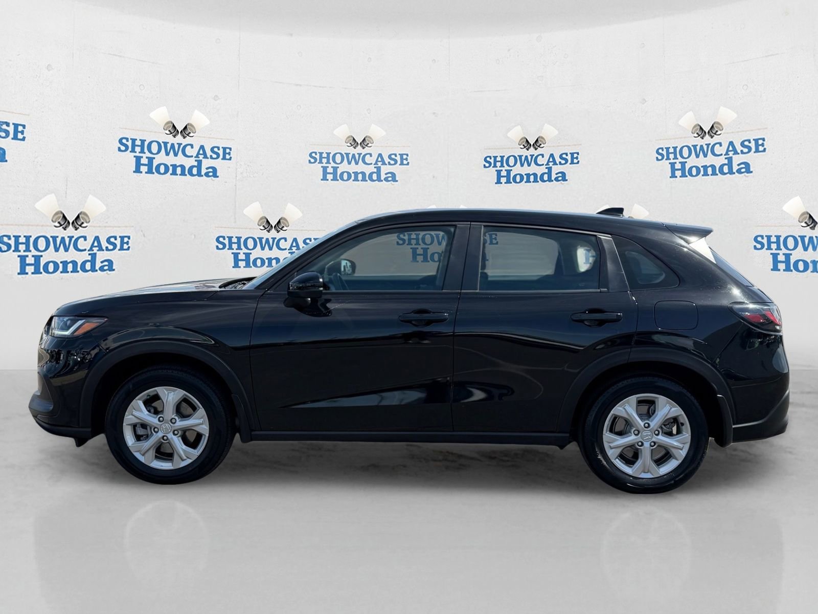 Used 2025 Honda HR-V LX image 4