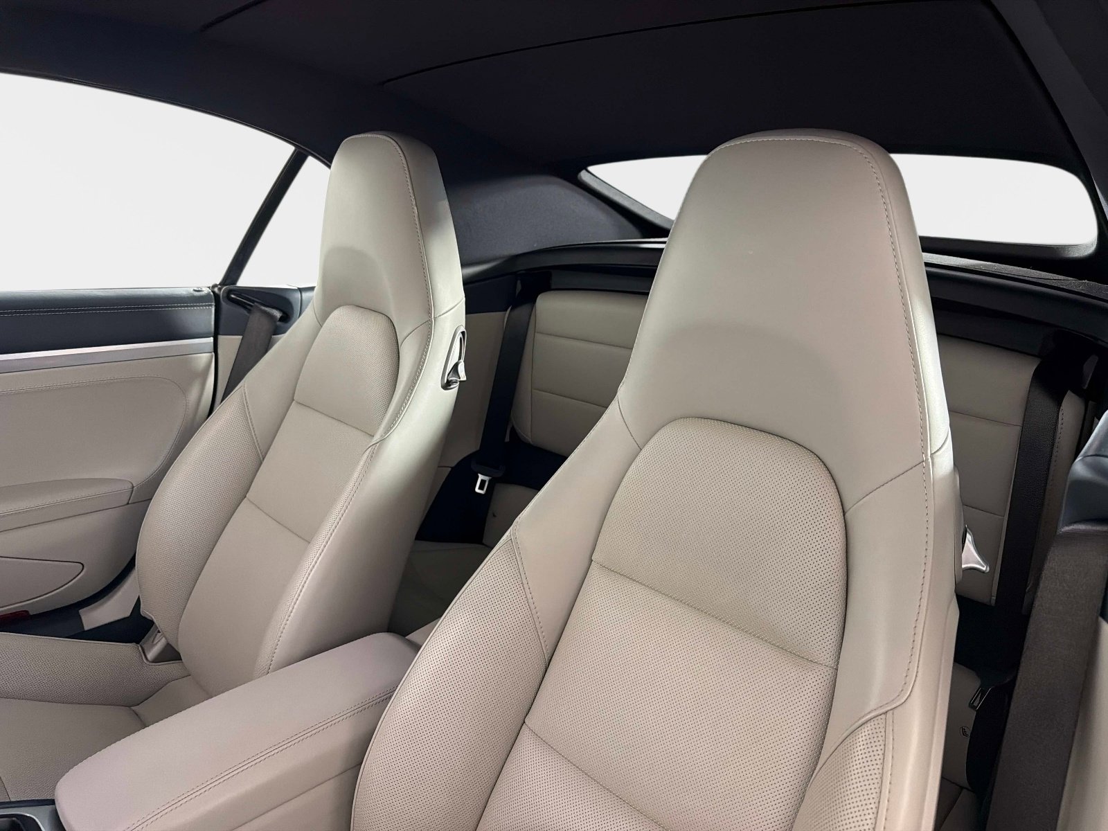 Used 2018 Porsche 911 Carrera 4S AWD/4WD image 30