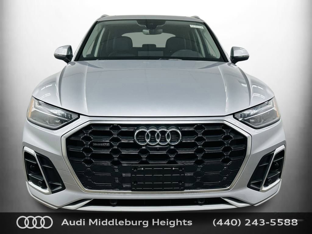 Certified 2023 Audi Q5 2.0T Premium Plus w/ Premium Plus Package image 2