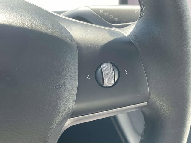 Used 2021 Tesla Model Y 2WD image 8