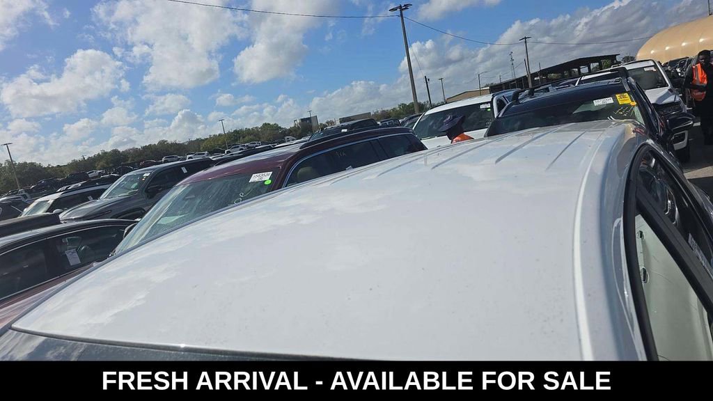 Used 2024 Chevrolet Equinox LS w/ Driver Confidence II Package image 8