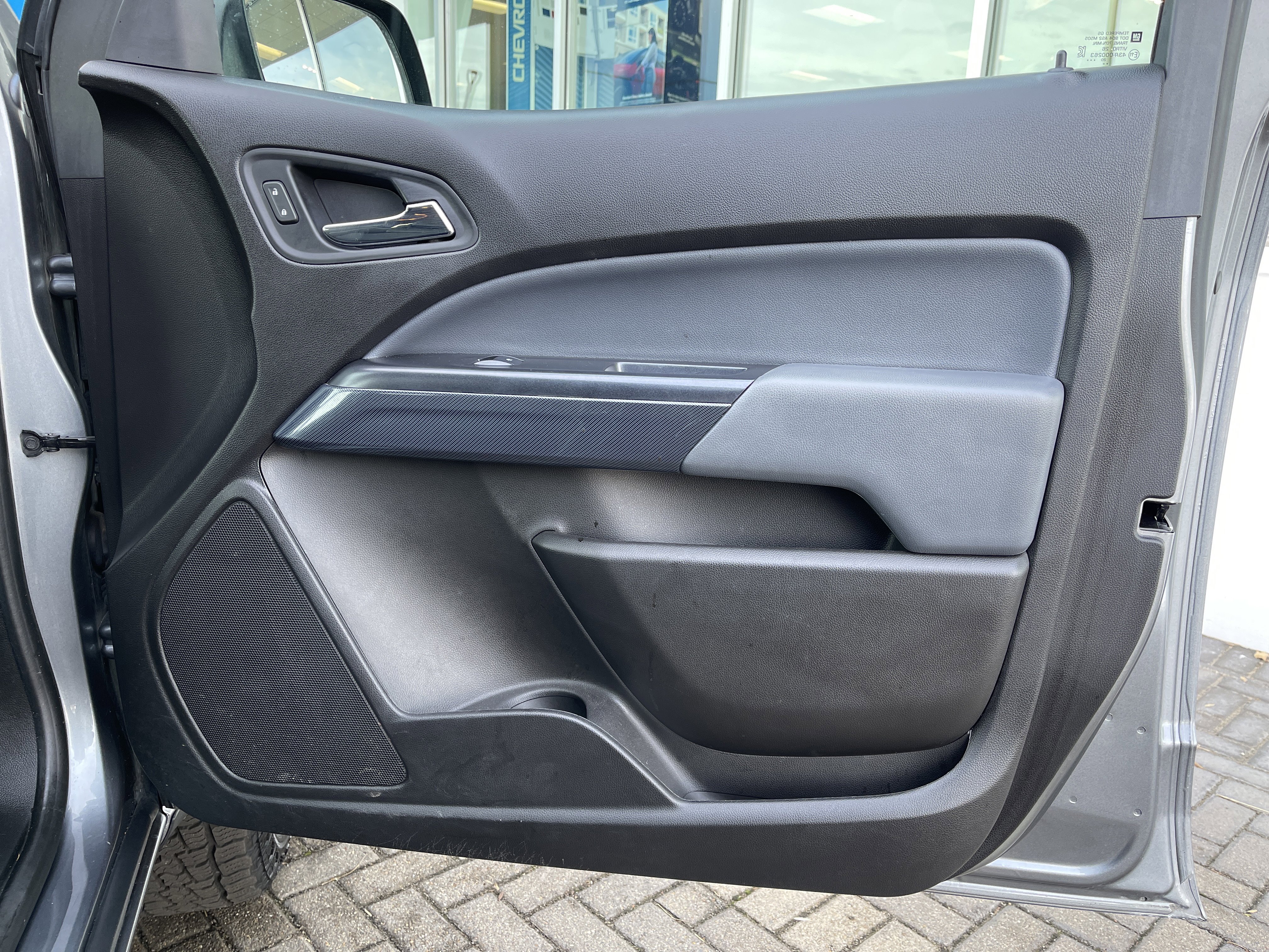 Used 2021 Chevrolet Colorado Z71 w/ Safety Package image 32