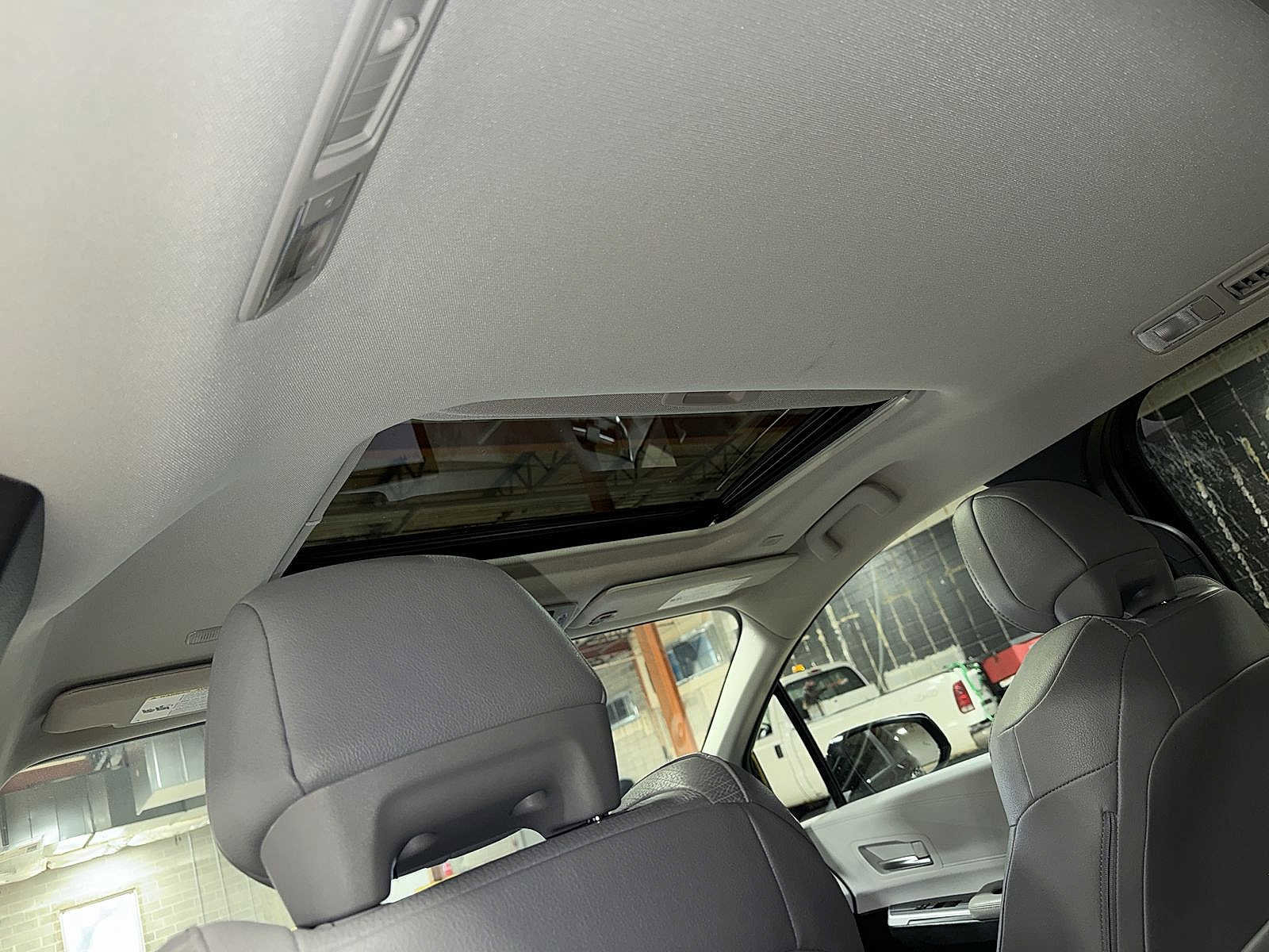 Used 2025 Toyota Sienna XLE w/ XLE Plus Package AWD/4WD image 25