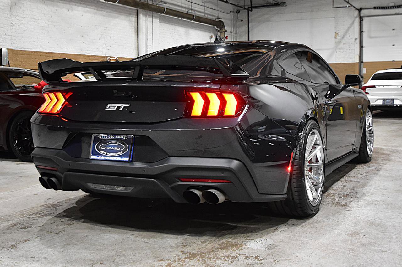 Used 2024 Ford Mustang GT Premium image 7