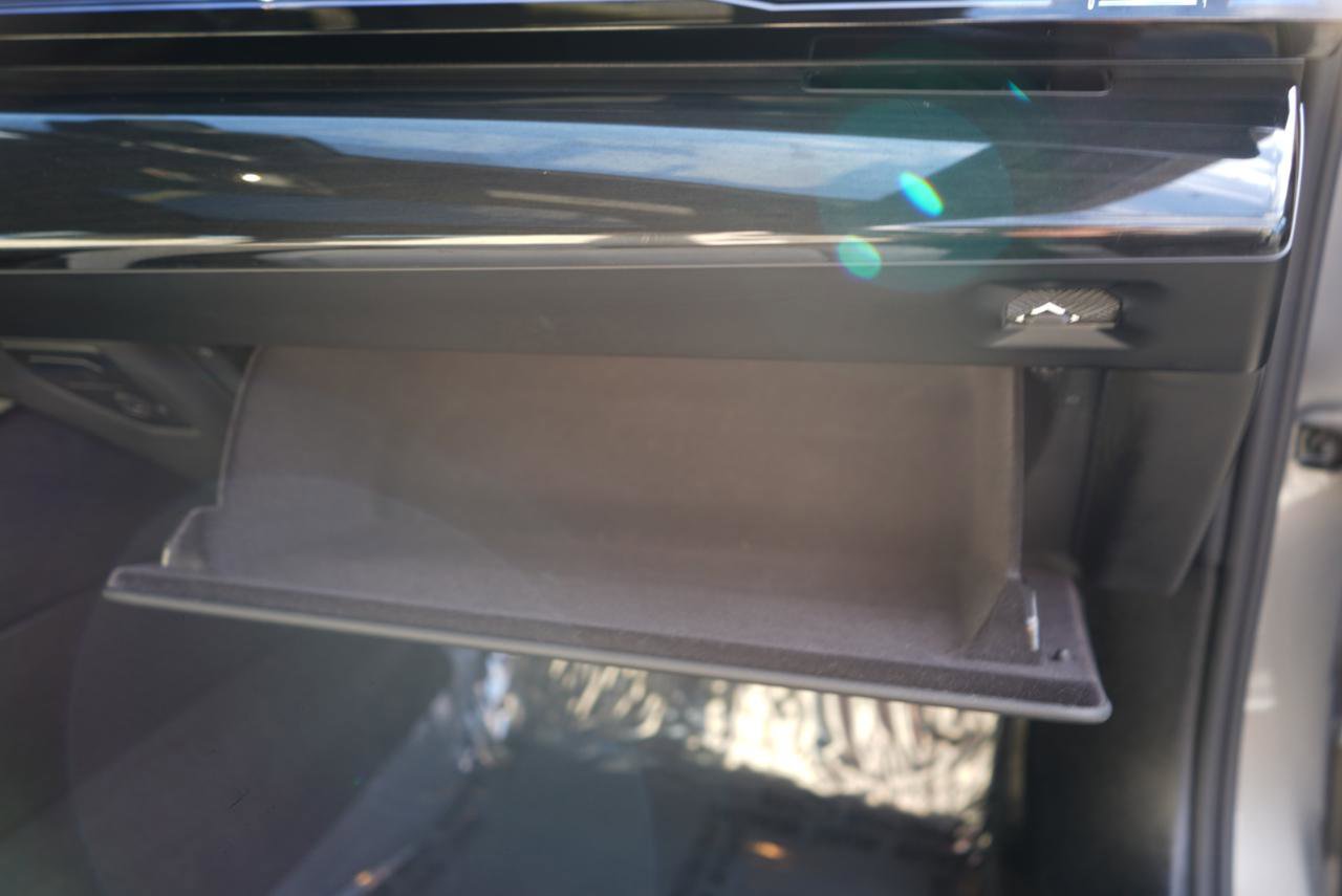 Used 2024 BMW 530i xDrive 530i xDrive Sedan w/ Convenience Package image 69