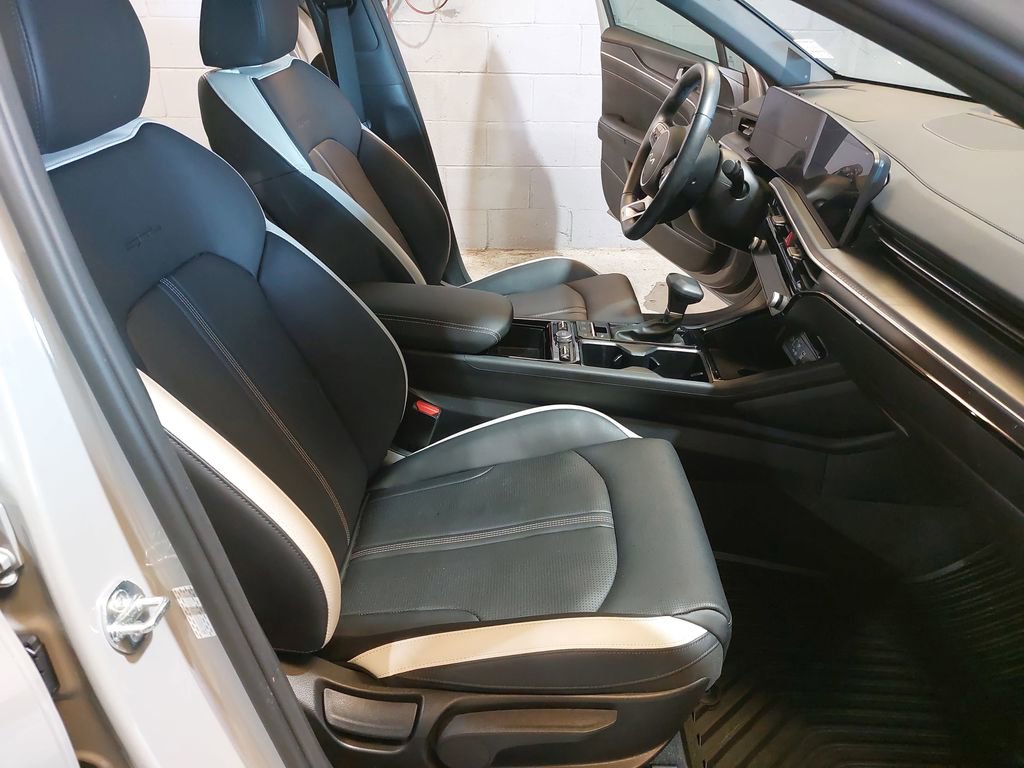 Used 2025 Kia K5 GT-Line FWD image 10