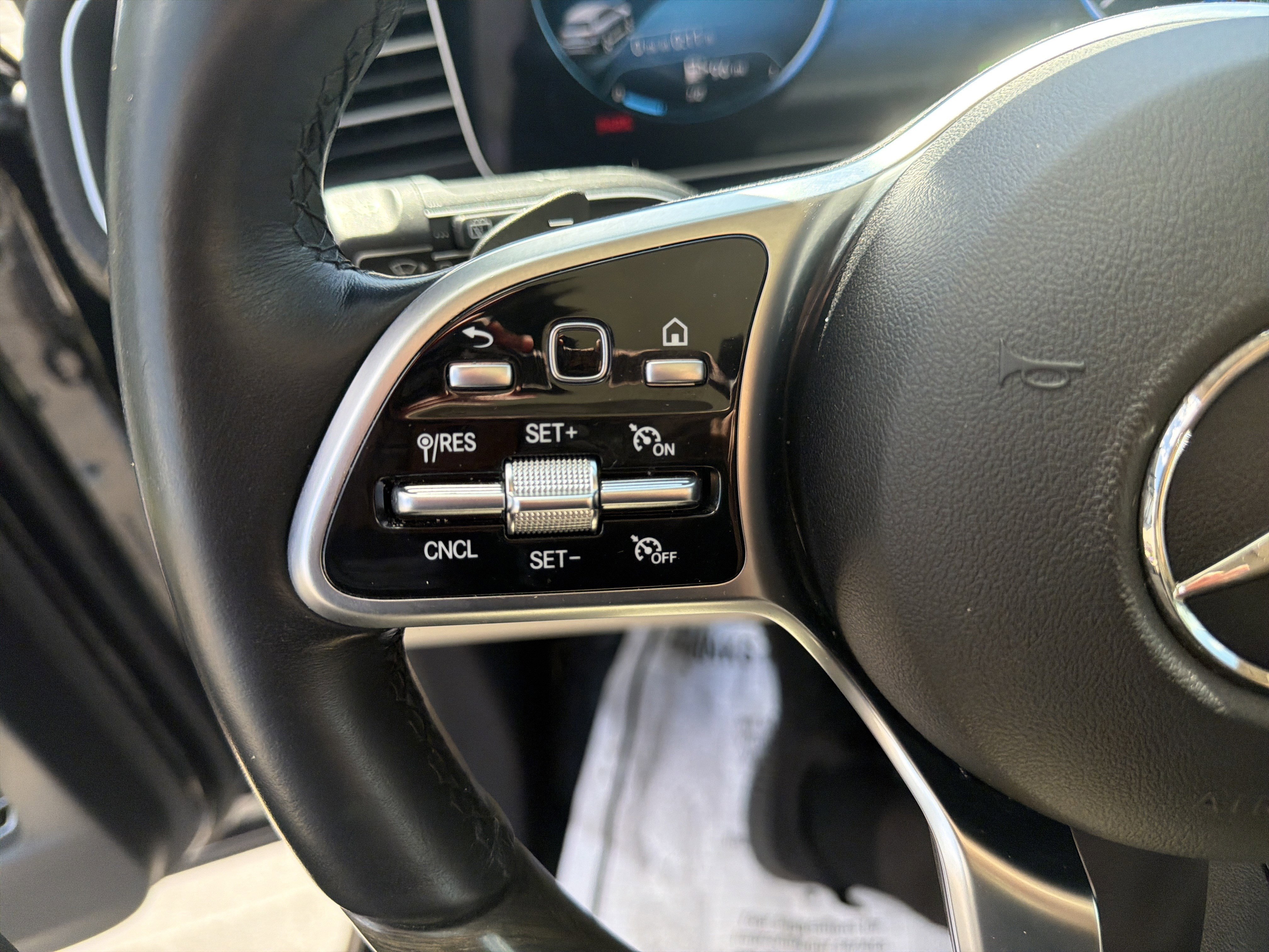 Used 2023 Mercedes-Benz GLS 450 4MATIC image 19