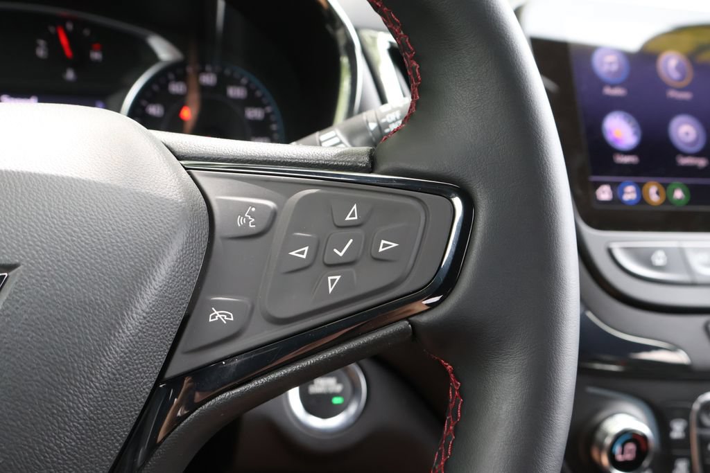Used 2024 Chevrolet Equinox RS FWD image 32
