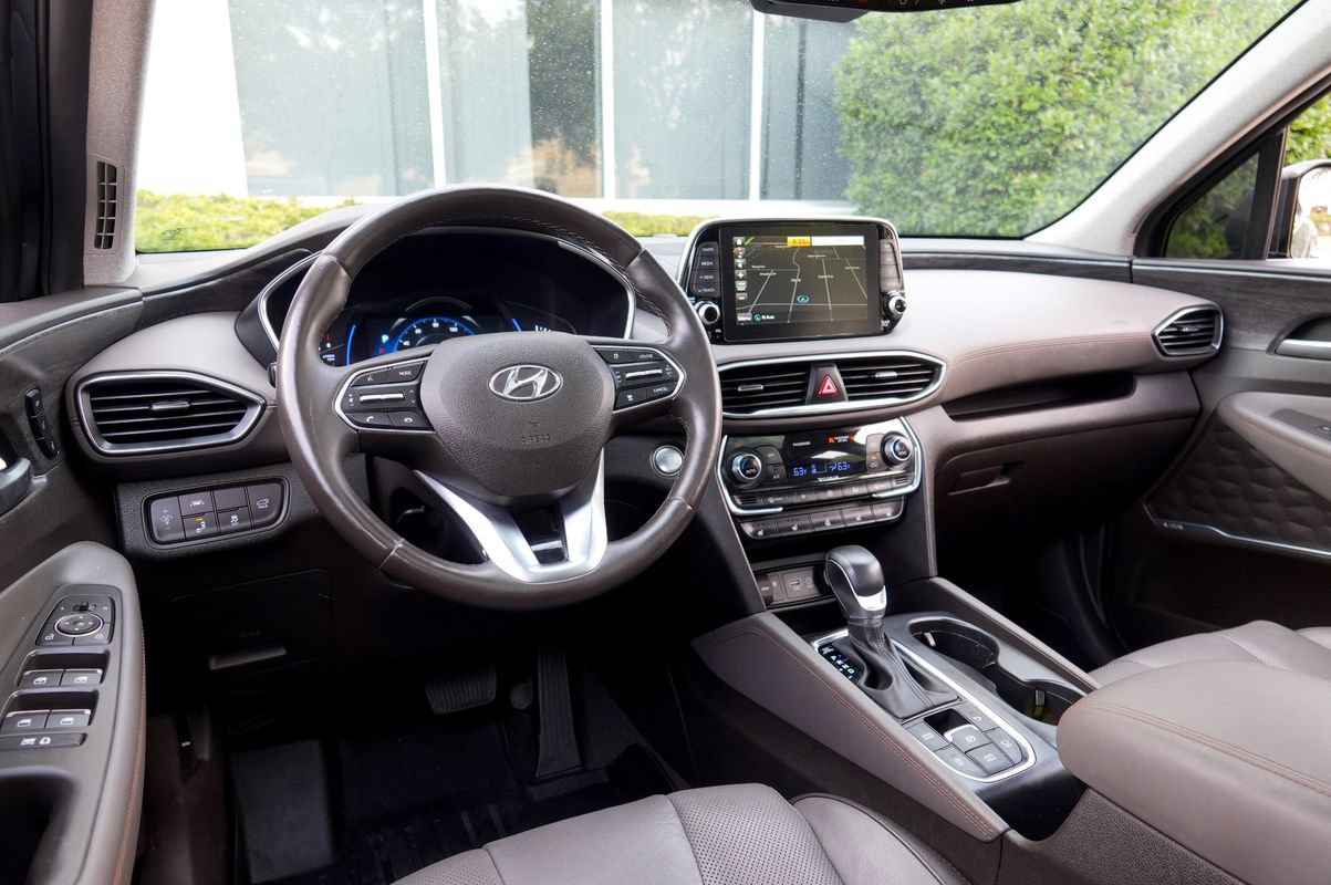 Used 2020 Hyundai Santa Fe Limited FWD image 5