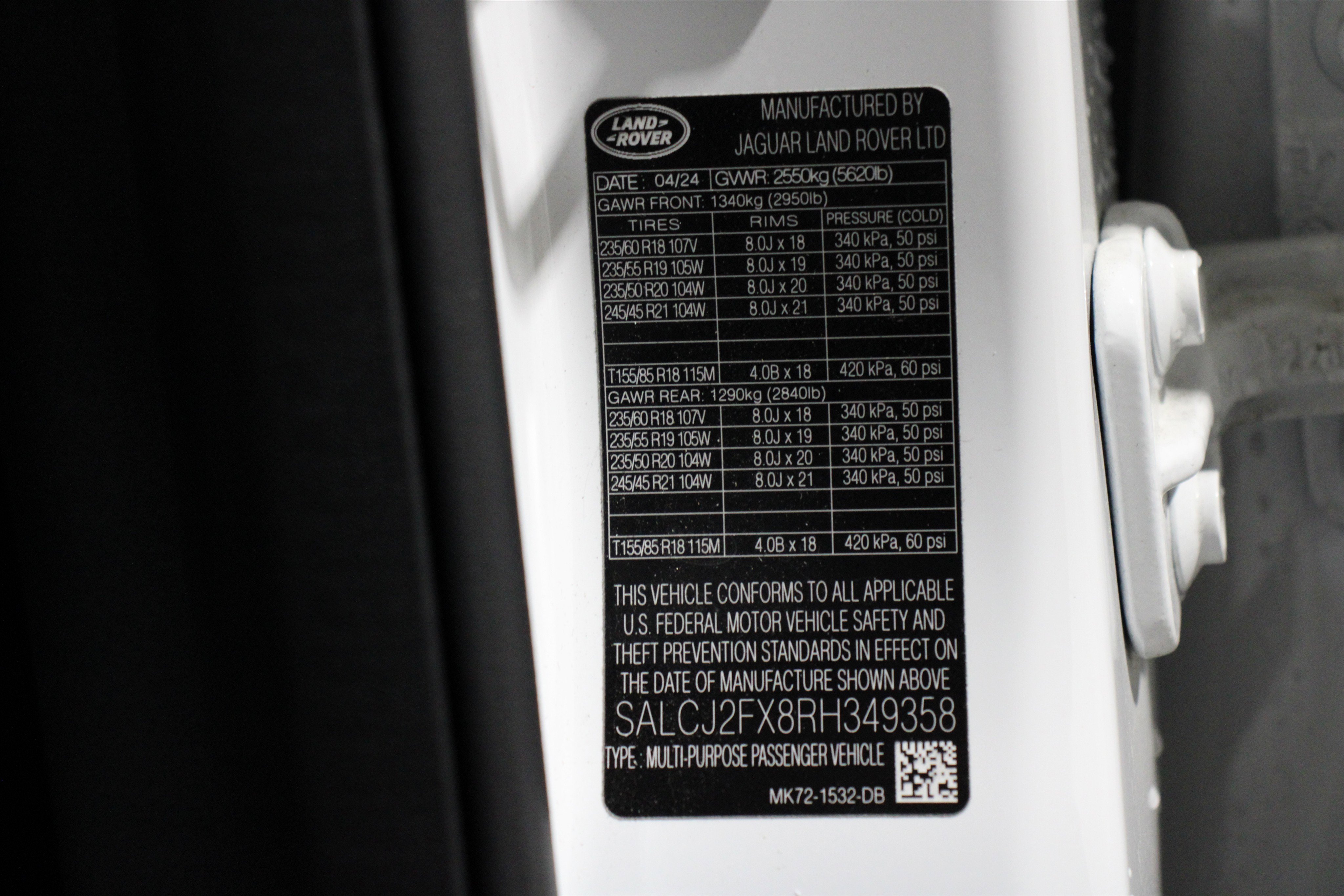 Used 2024 Land Rover Discovery Sport S image 39