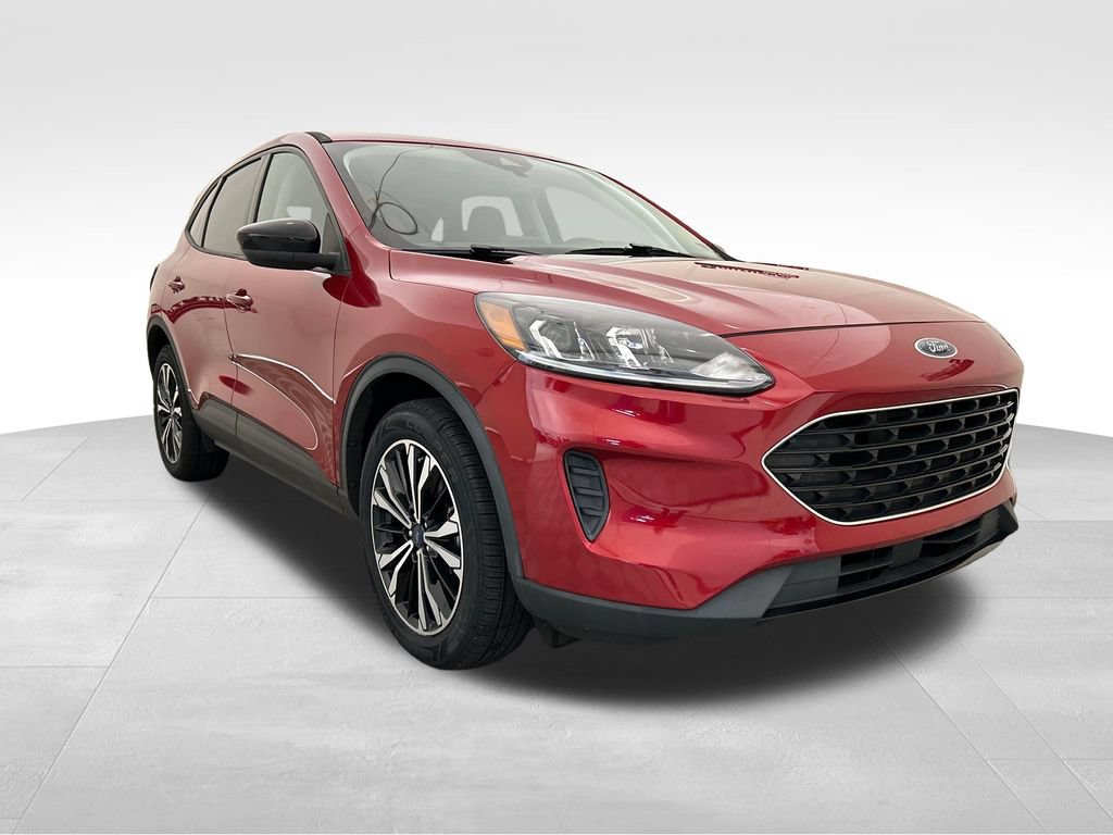Used 2021 Ford Escape SE w/ SE Sport Appearance Package AWD/4WD image 7