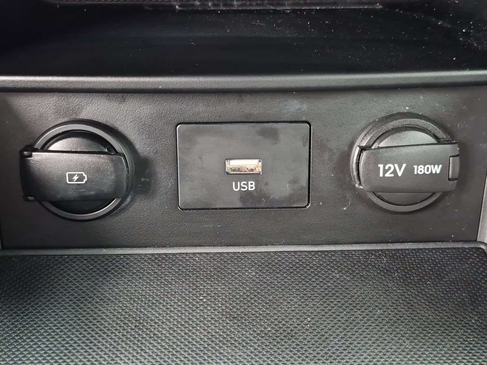 Used 2023 Hyundai Kona SEL FWD image 22