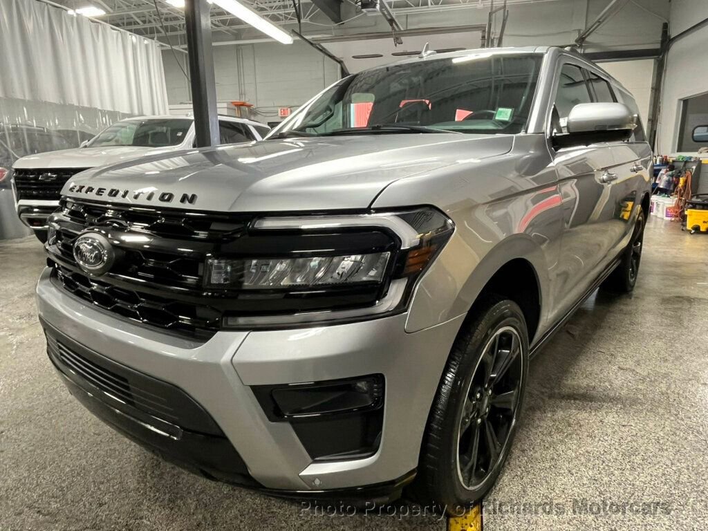 Used 2024 Ford Expedition Max Limited image 7