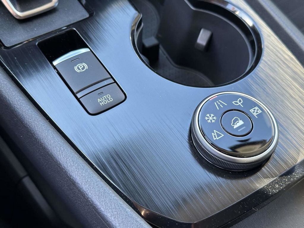 Certified 2025 Nissan Rogue SV w/ Rock Creek Premium Package image 35