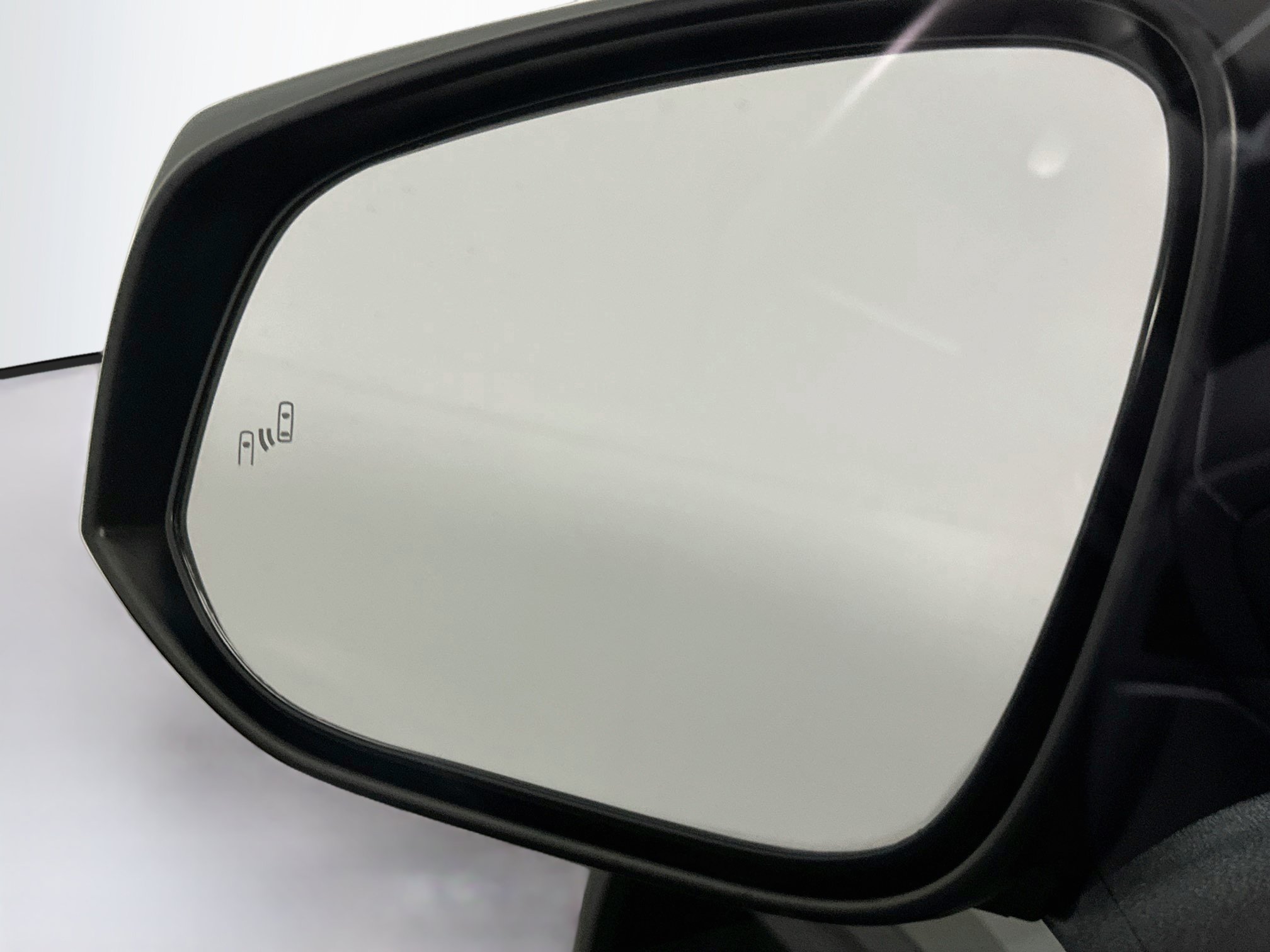 Used 2020 Toyota RAV4 XLE Premium FWD image 16