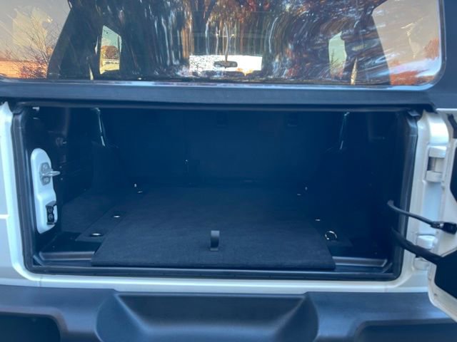 Used 2020 Jeep Wrangler Unlimited Sport image 23