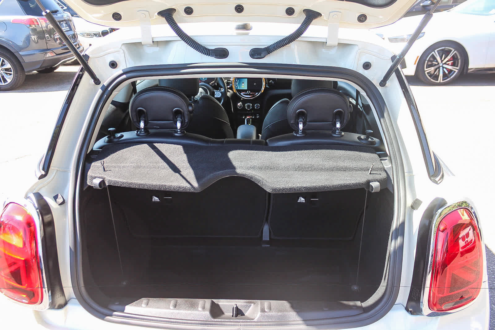 Used 2022 MINI Cooper S FWD image 30