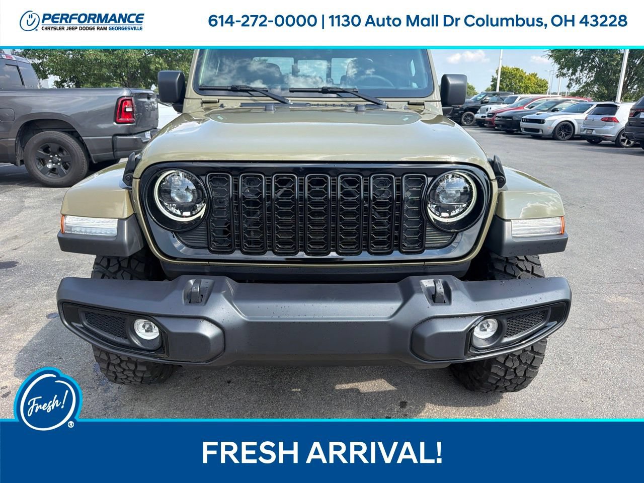 Certified 2025 Jeep Gladiator Sport AWD/4WD image 3