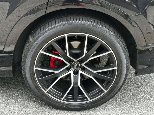 Used 2023 Audi Q8 Prestige w/ Prestige Package AWD/4WD image 12