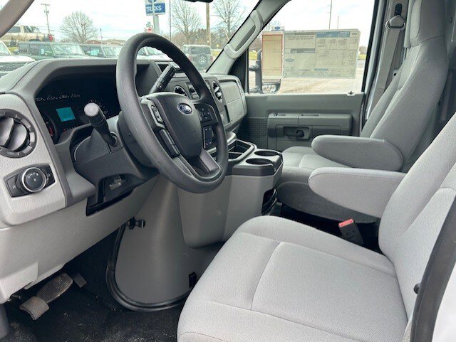 New 2025 Ford E-350 and Econoline 350 Super Duty w/ Power Equipment Group RWD image 9