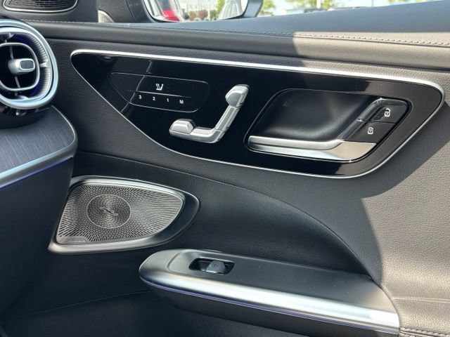 New 2026 Mercedes-Benz C 300 4MATIC Sedan image 38