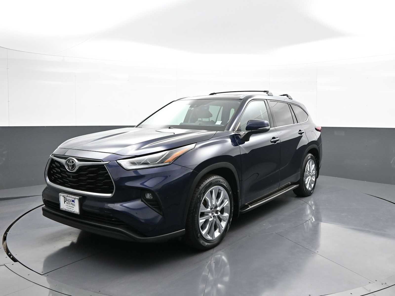 Used 2022 Toyota Highlander Limited