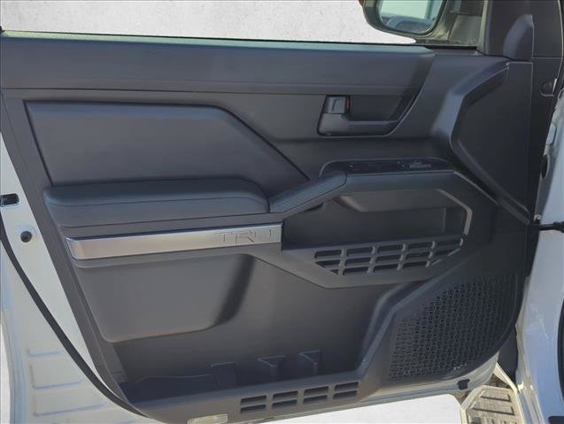 Certified 2025 Toyota 4Runner TRD Off-Road AWD/4WD image 7
