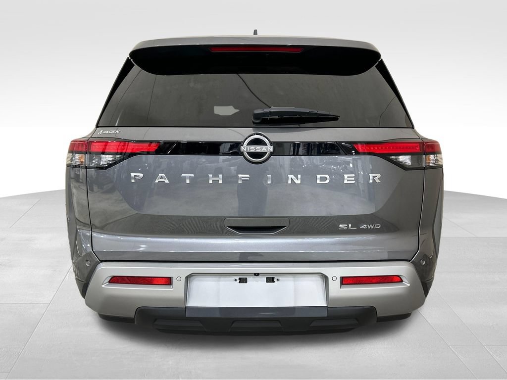 Used 2023 Nissan Pathfinder SL AWD/4WD image 4