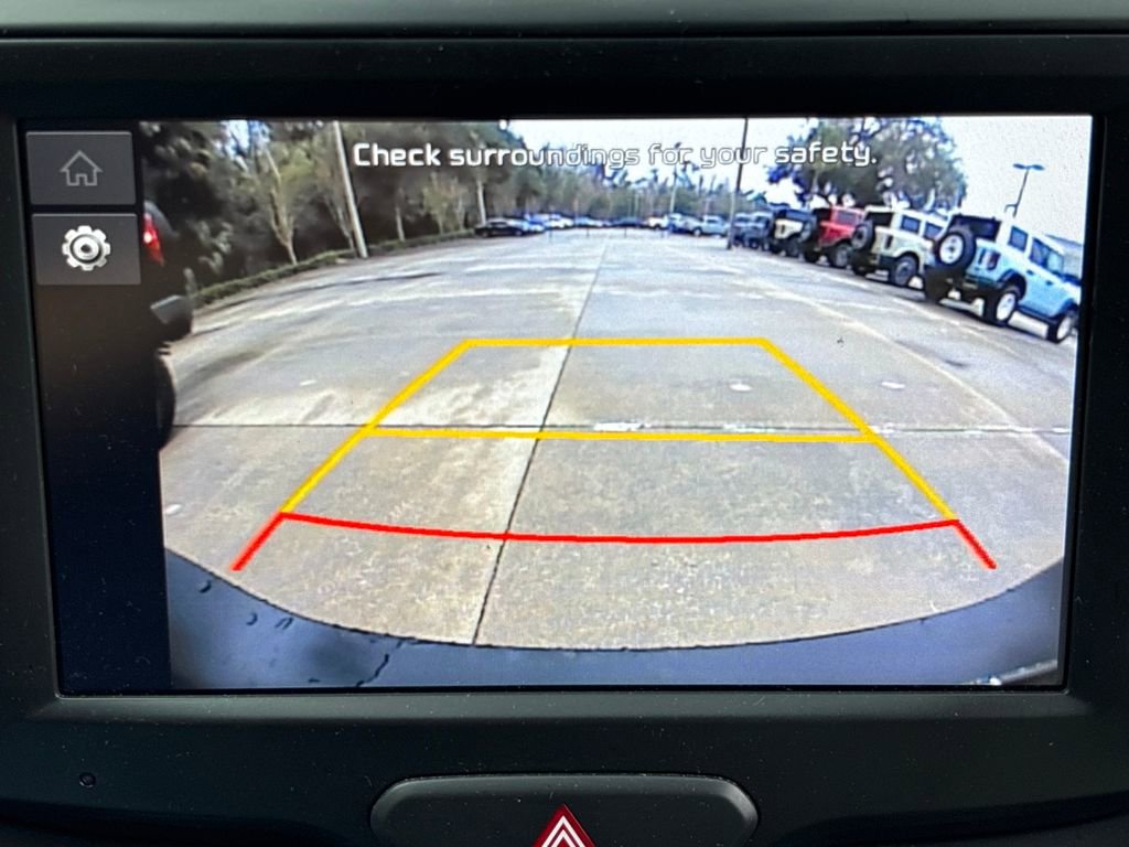 Used 2022 Kia Soul LX image 24