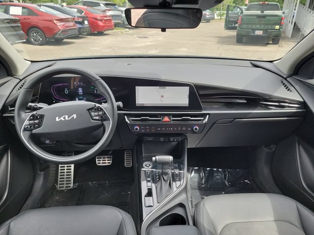 Used 2023 Kia Niro EX Touring FWD image 26